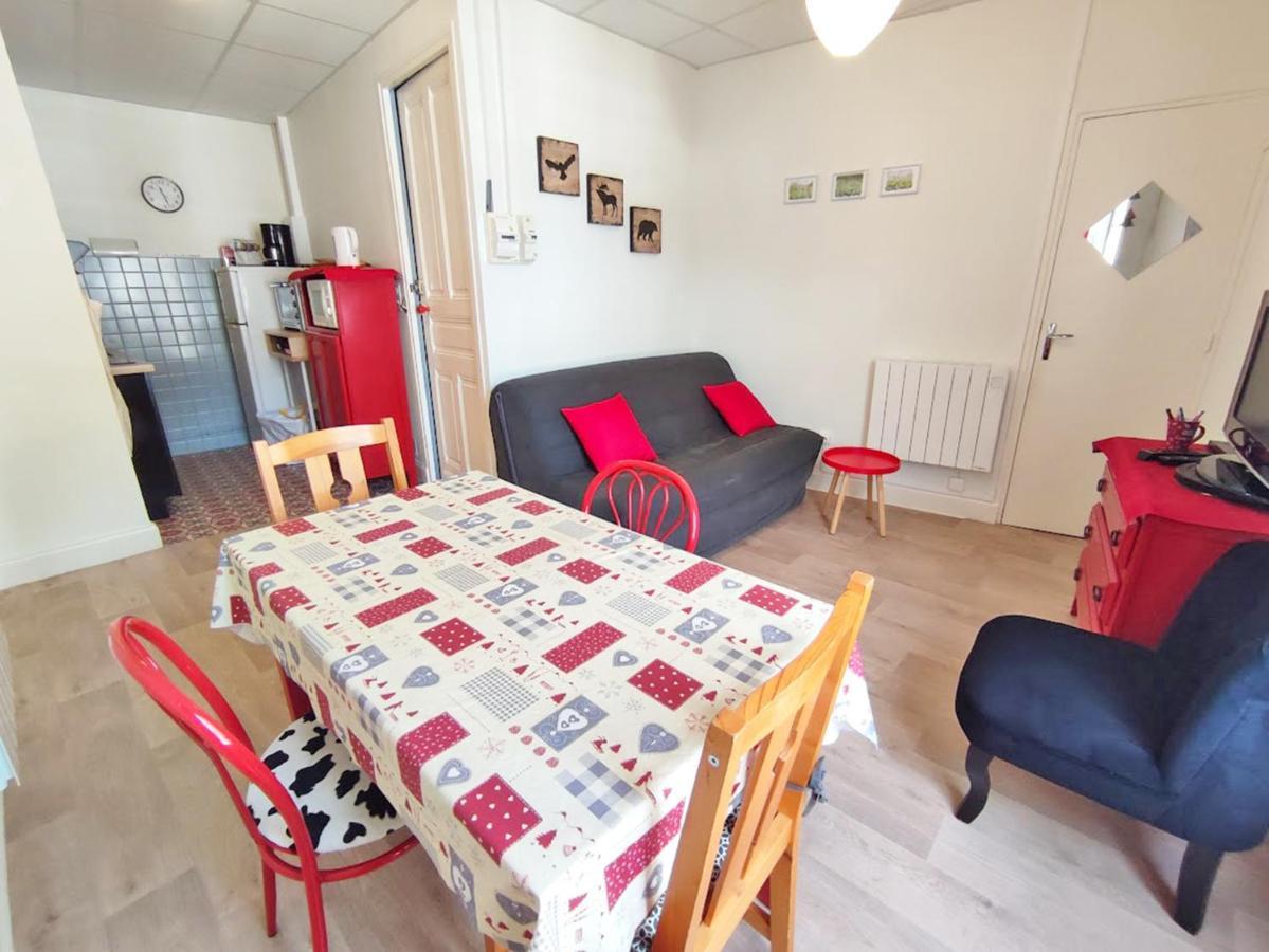 Les 3 Renards, T2 Bis, Parking, Centre Luchon, Casier A Skis, 4 Personnes Bagnères-de-Luchon Eksteriør billede