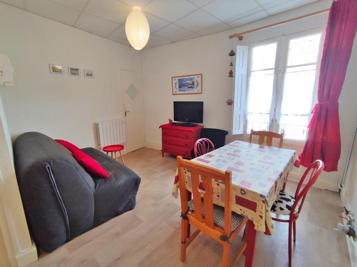 Les 3 Renards, T2 Bis, Parking, Centre Luchon, Casier A Skis, 4 Personnes Bagnères-de-Luchon Eksteriør billede